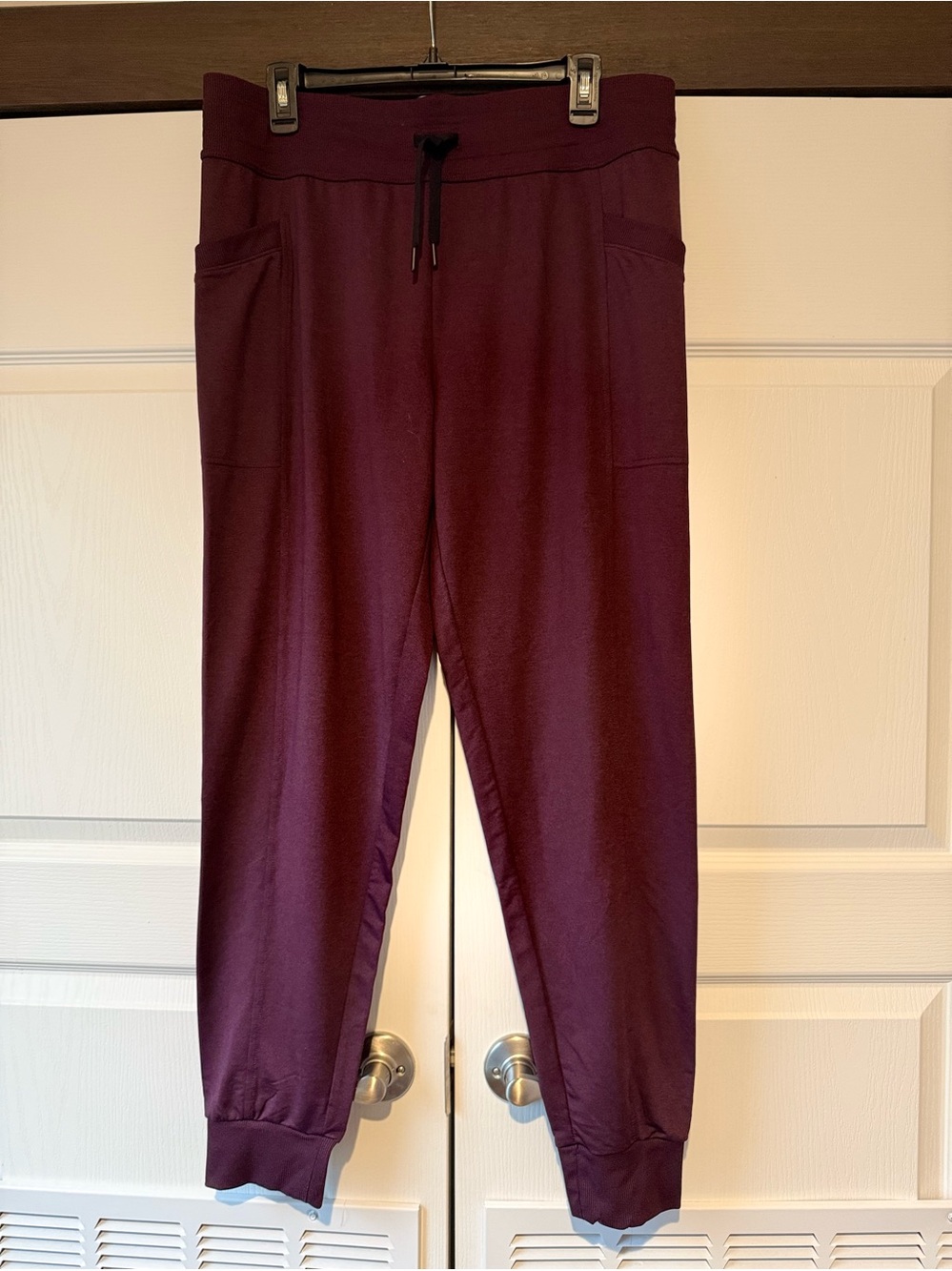 32 Degrees Heat Burgundy Men’s Joggers Size Large Cuffed Leg Bottoms